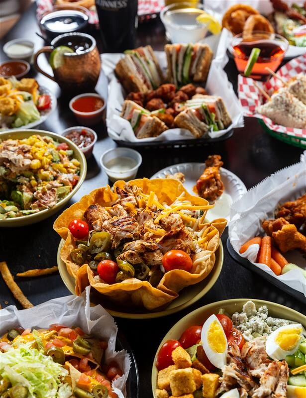 Woody’s Sports Tavern & Grill